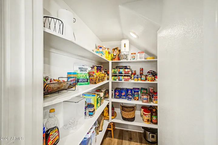 Extra storage-goes around the corner