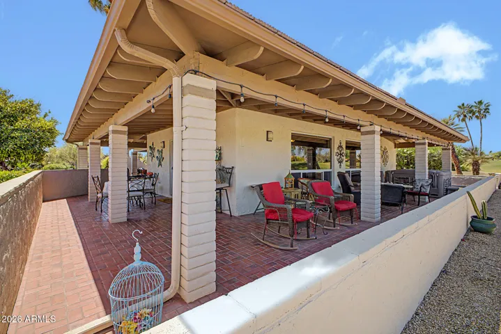 Huge covered patio to watch the sun rises