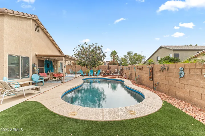 Presidential pool built in 2018