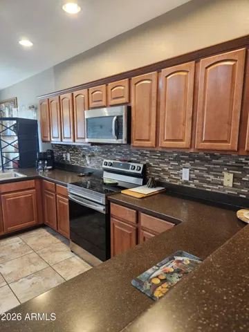 Tons of cabinets and counterspace