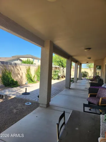 Huge rear patio!