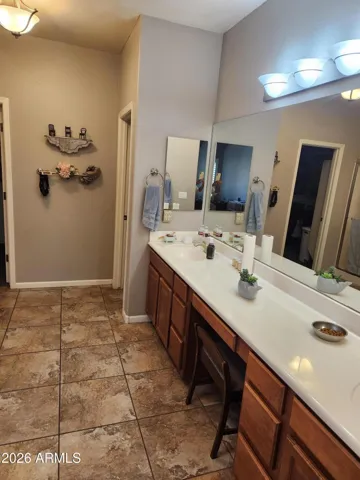 Primary bath with dual vanities