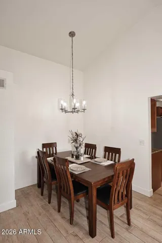 Good sized dining area