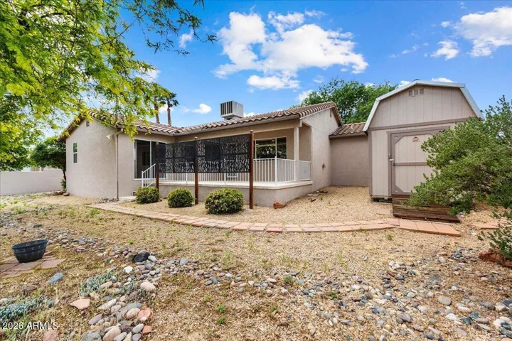 Extra storage and easy care yard