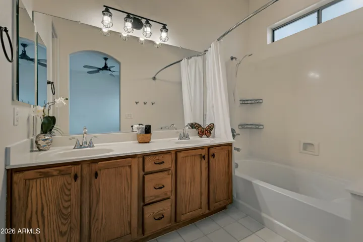 Double sinks in M/B