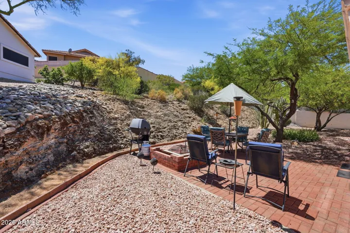 Backyard Patio w/Firepit