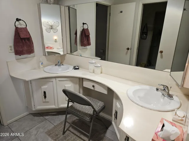 Primary Bath dual sinks