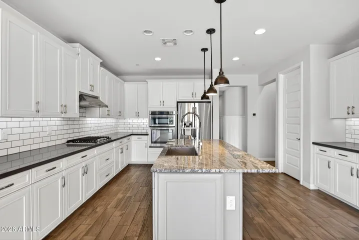 Granite counters, of course!