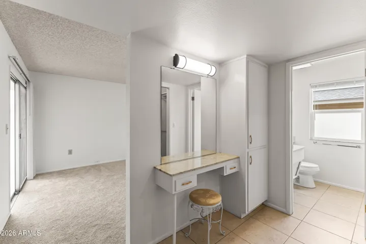 Primary Bedroom/Bath