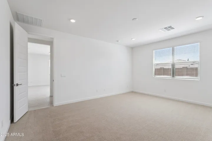 Photo of the same floorplan and interior package but on a different lot! Options still may vary.