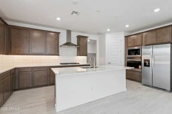 Photo of the same floorplan and interior package but on a different lot! Options still may vary.