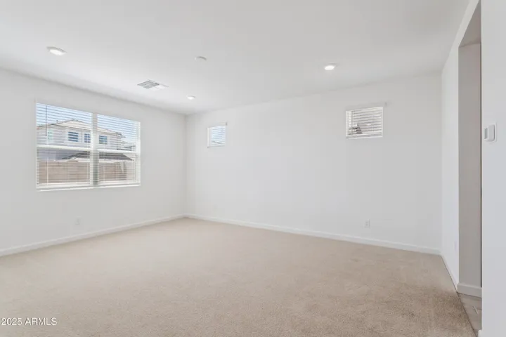 Photo of the same floorplan and interior package but on a different lot! Options still may vary.