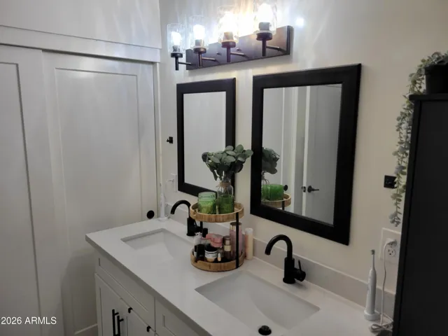 double vanity / closet view