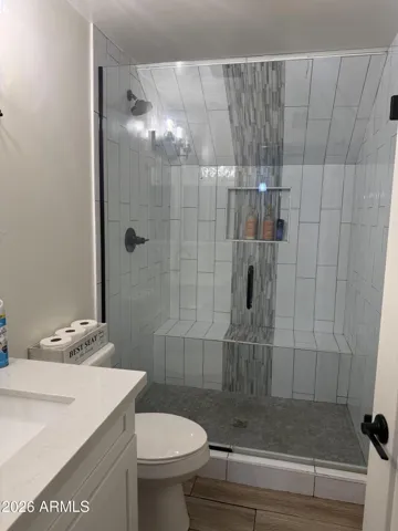 Upstairs Bathroom / Shower