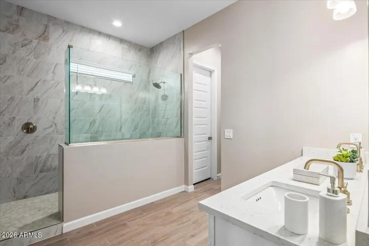 Upgraded bath with oversize shower