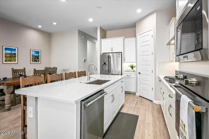 Quartz countertops