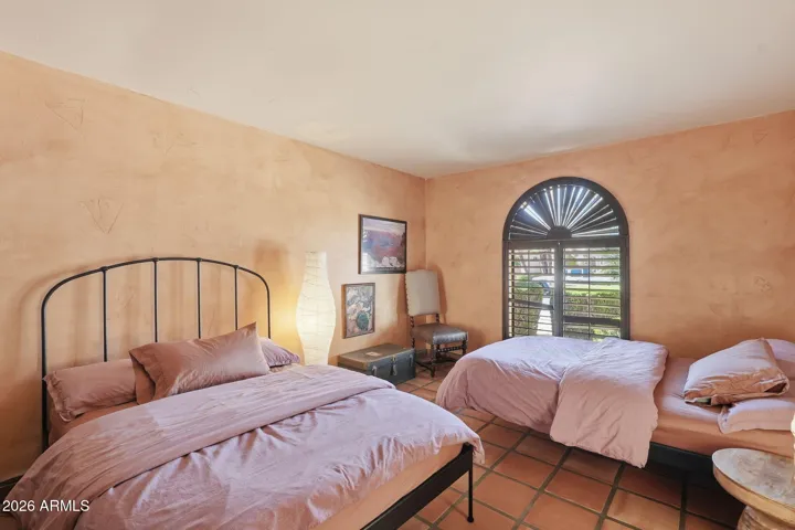 Secondary bedroom 1