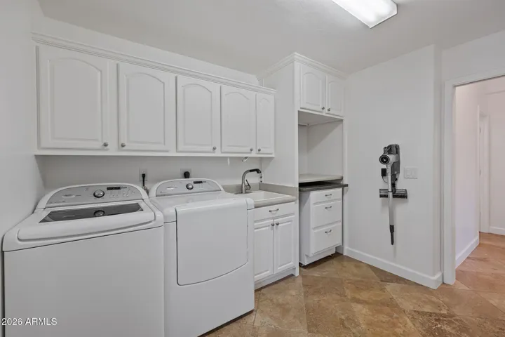 Great Storage and built in Sink