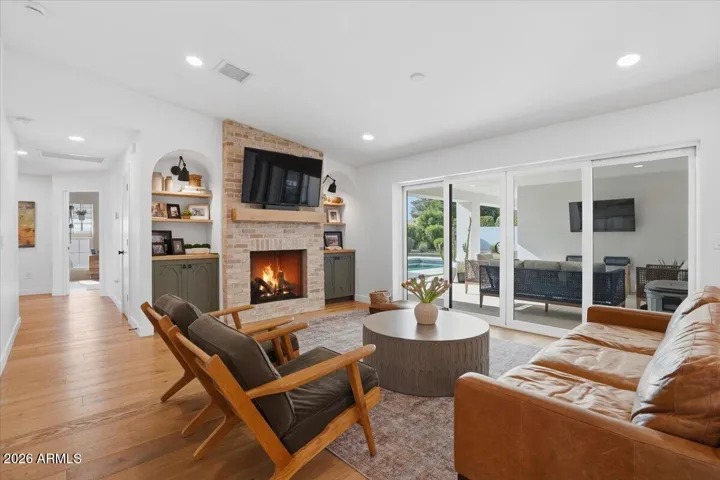 Cozy, yet modern