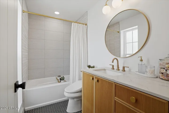 Bathtub/Shower
