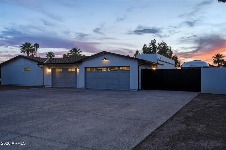 Ample room to have 3 cars, plus golf cart