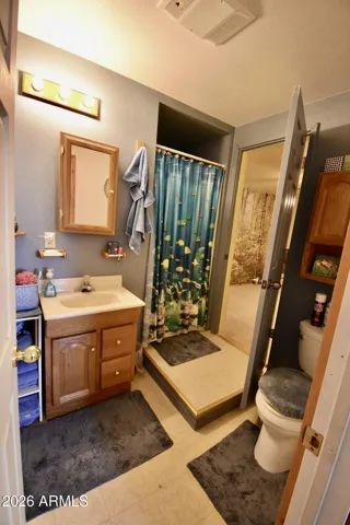 Guest House Bathroom