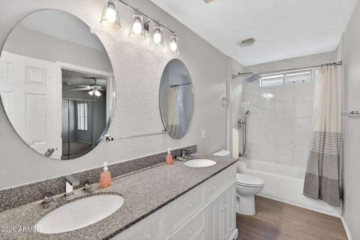 Jack and Jill bath upstairs
