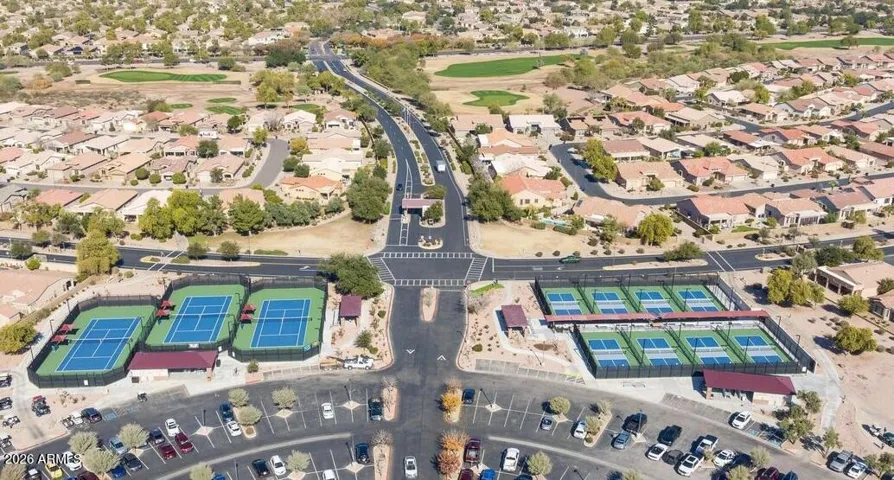 Tennis & Pickleball Courts
