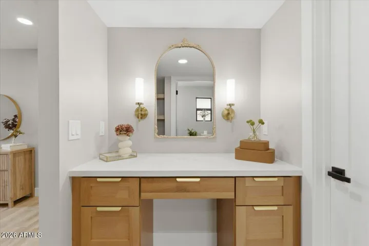 Primary Master Suite Bath! Custom Make-up area!