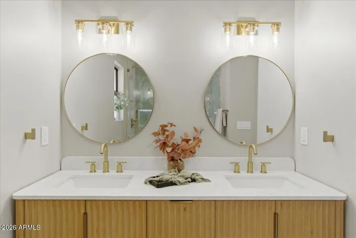 Primary Master Suite Bath! Custom Curb-less Shower! Double Rain Shower! Custom Glass Shower Panel! Nice Lighting!