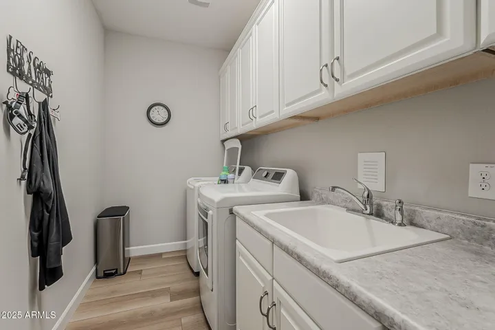 Extended Laundry room, with upper/lower cabinet & Utility Sink