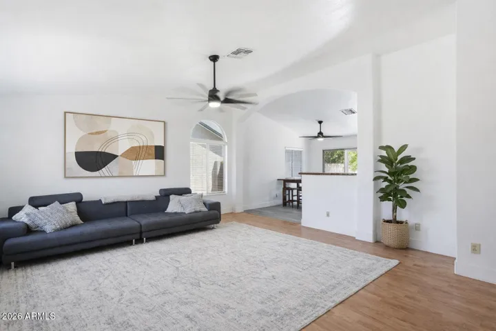 Open floor plan, great for entertaining! (virtually staged)