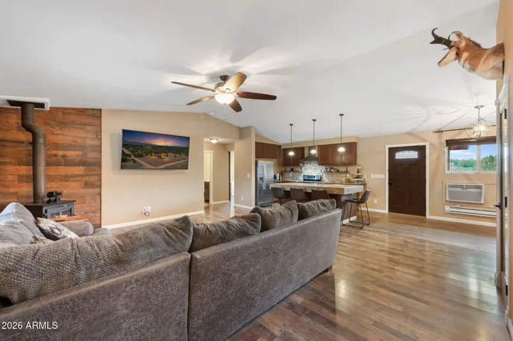 Open Floor Plan. Split Bedrooms
