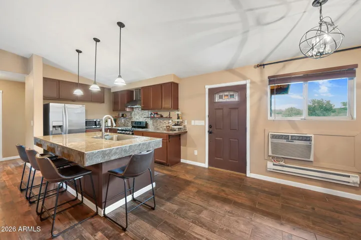 Attractive, Open Kitchen