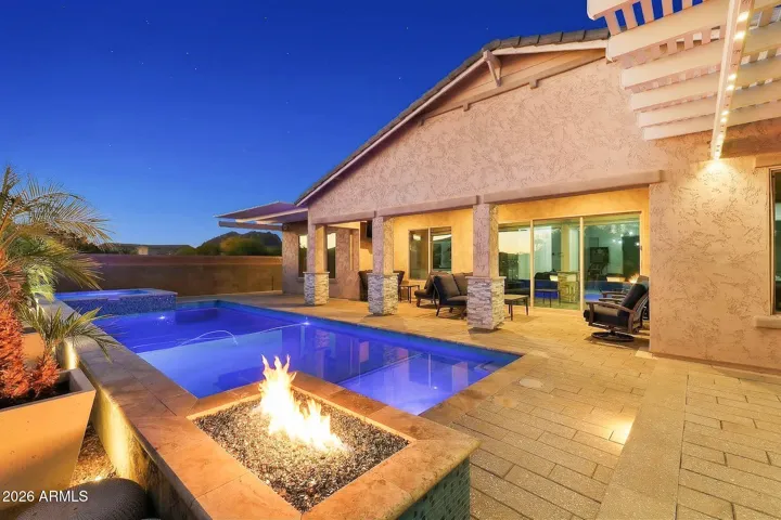 outdoor fire uses natural gas