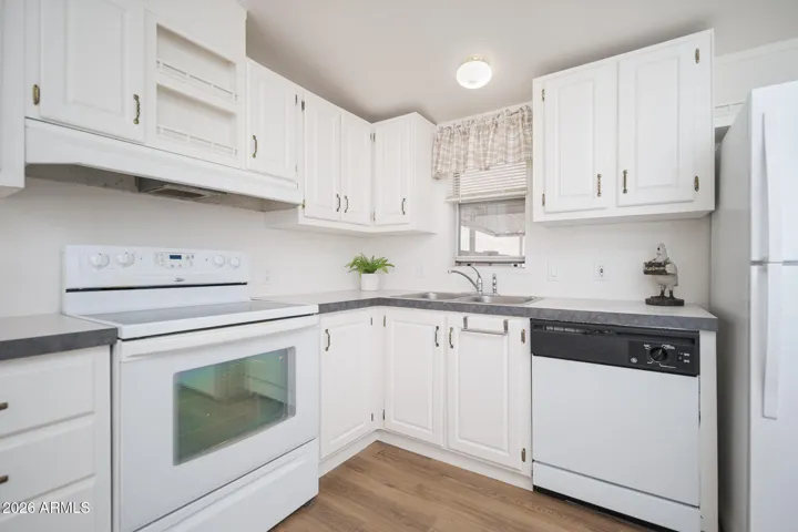 ABUNDANT KITCHEN STORAGE.