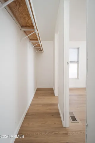 SUPER WIDE PRIMARY CLOSET.