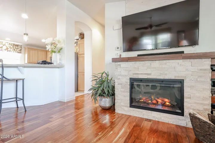Electric fireplace