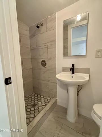 Primary suite