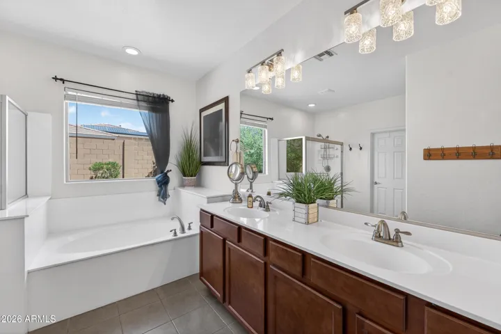 Owners Bath