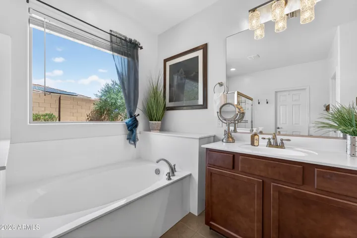 Owners bath