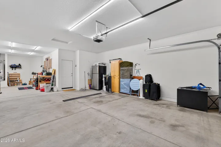 Tandem garage
