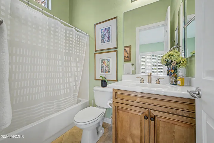 Bedroom 2 Ensuite bath