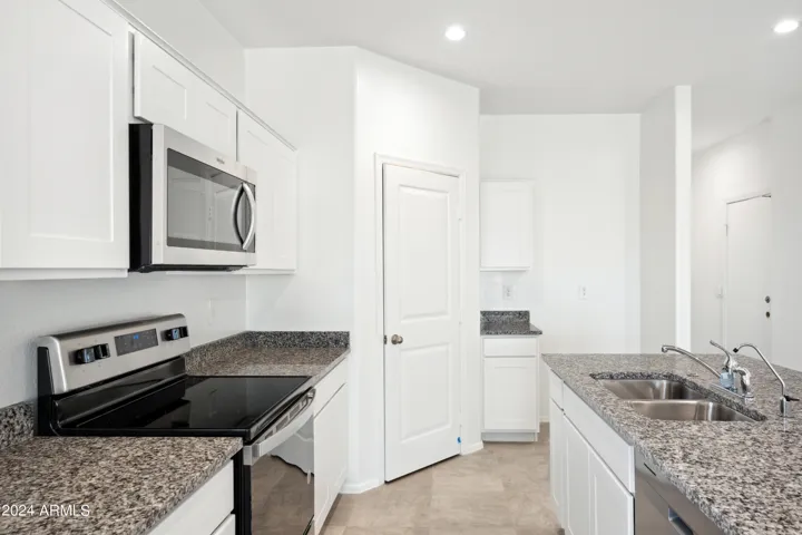 KItchen Cont #3