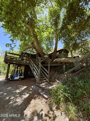 This really exists in Phoenix? Yes in the stunning Tonto National Forest