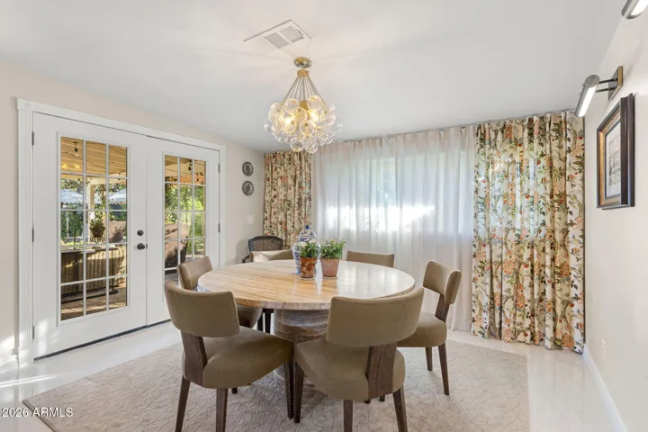 Formal Dining