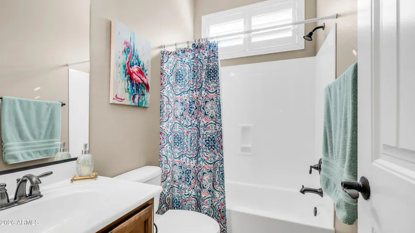 Full Ensuite Bathroom