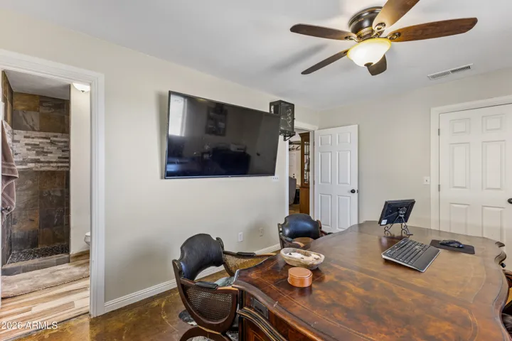 2nd Master or Office with Bathroom and Walk in Closet