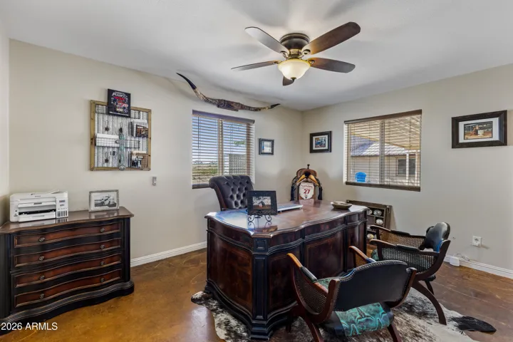 Office or 2 Primary Suite with Bathroom and Walk in Closet