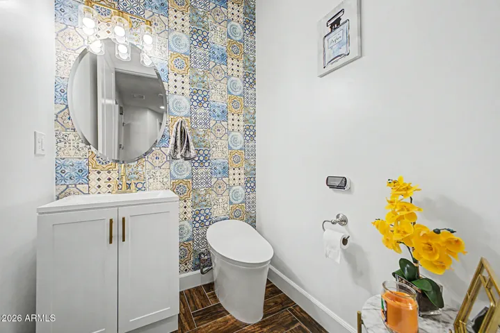 Powder room